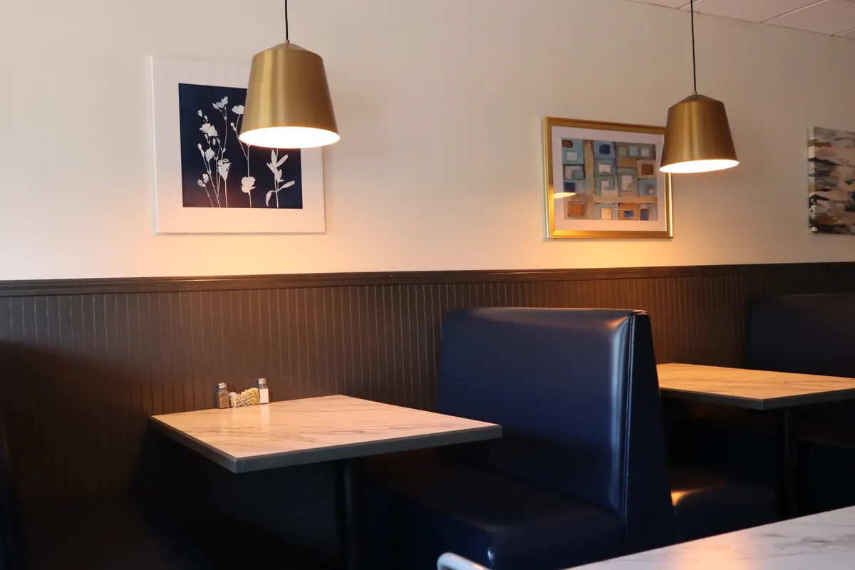 A comfortable booth in the Stavros dining room